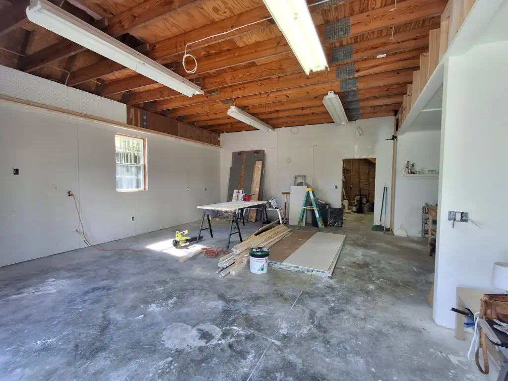 Barreled Ceiling Installation in Greenville — cedar plank installation
